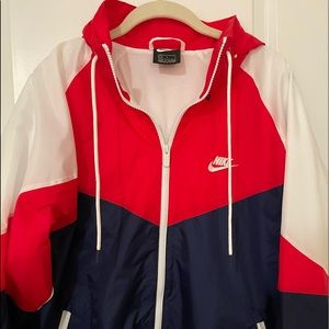 Mens Nike Windbreaker
